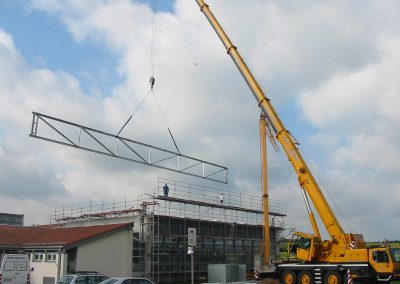 Röttenbacher Stahlbau - Dachbinder mit 27 m Spannweit